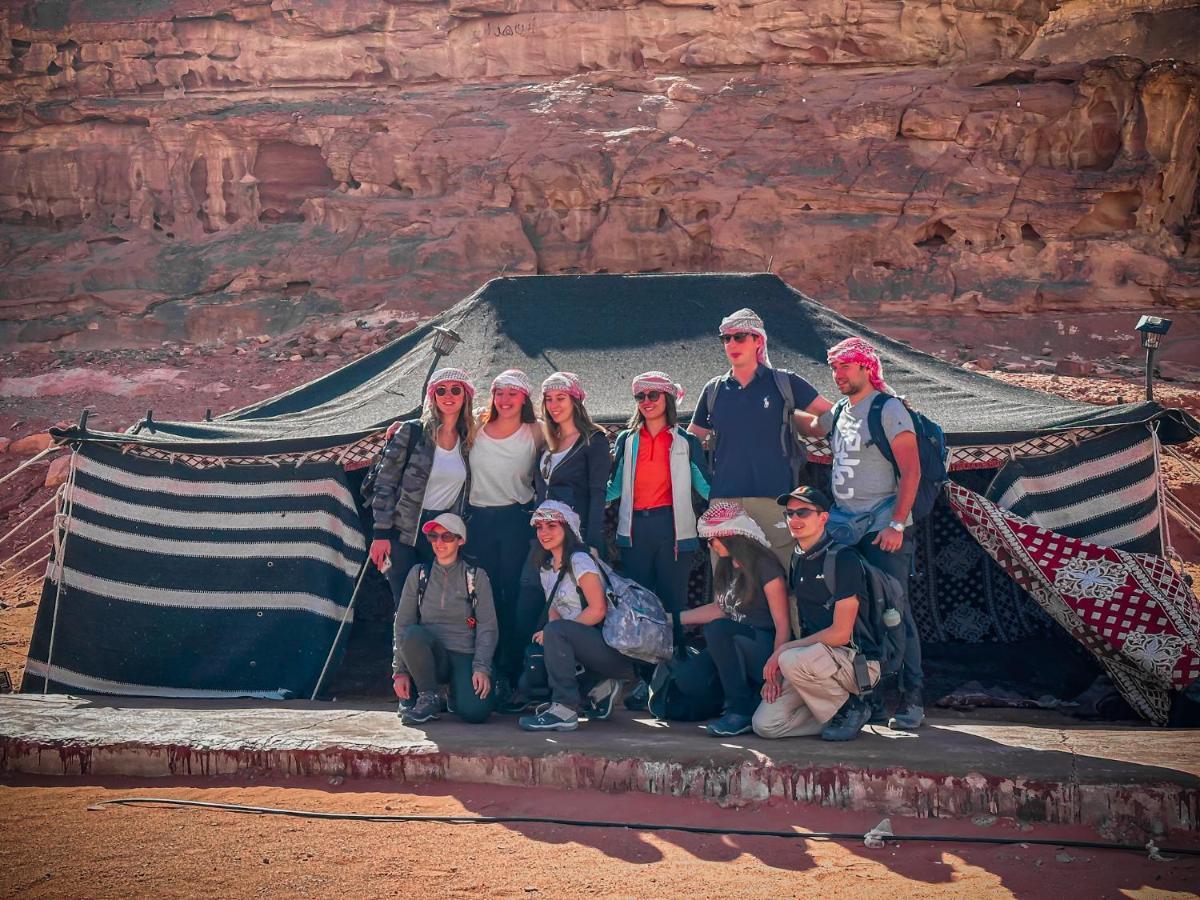 Tower Rum Camb Wadi Rum Exterior photo